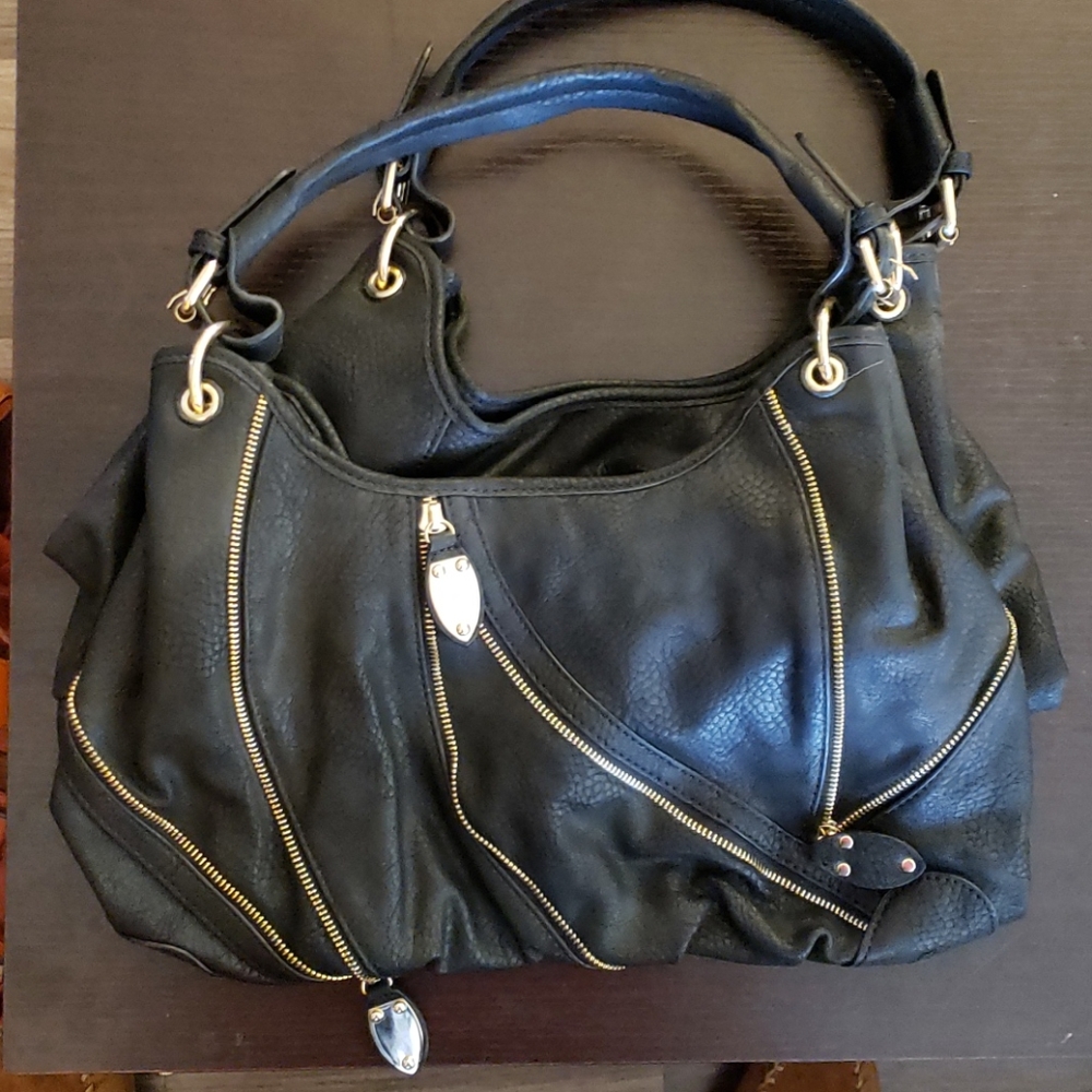 Shoulder purse